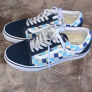 womens blue checkered vans